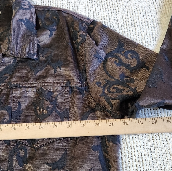 Lightweight Jacket - Picture 10 of 10